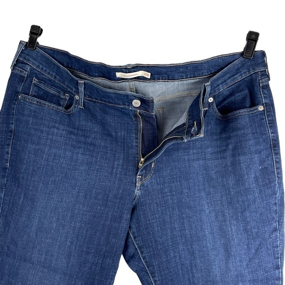 LEVI'S FRAYED RAW HEM DARK WASH BLUE CROPPED STRETCH BOHO JEANS - Picture 9 of 13